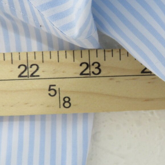 Brooks Brother* Men's Short Sleeve Button Down Curved Hem Pocket Shirt~ Medium - Picture 6 of 9